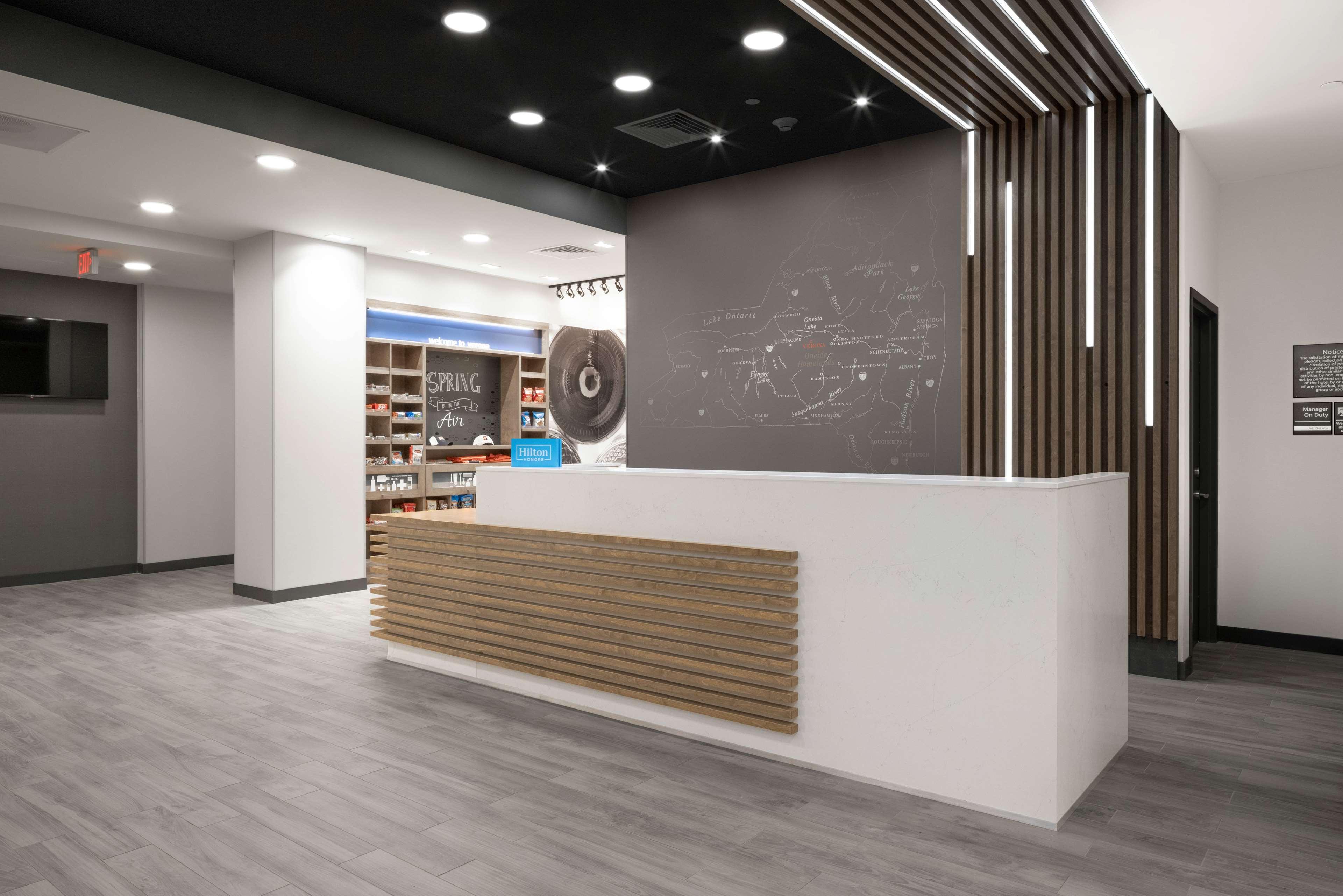 Hampton Inn By Hilton Verona At Turning Stone Εξωτερικό φωτογραφία