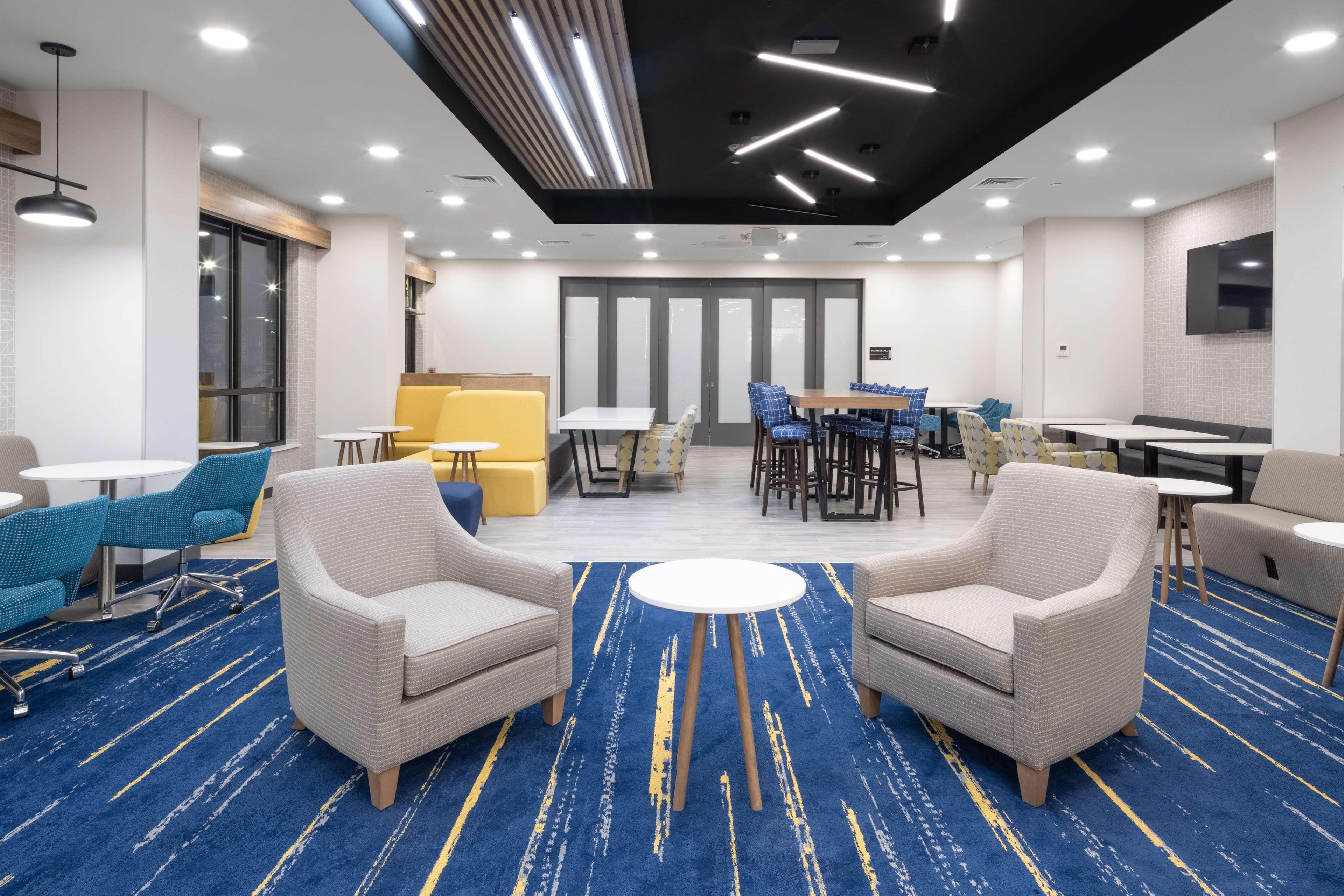 Hampton Inn By Hilton Verona At Turning Stone Εξωτερικό φωτογραφία