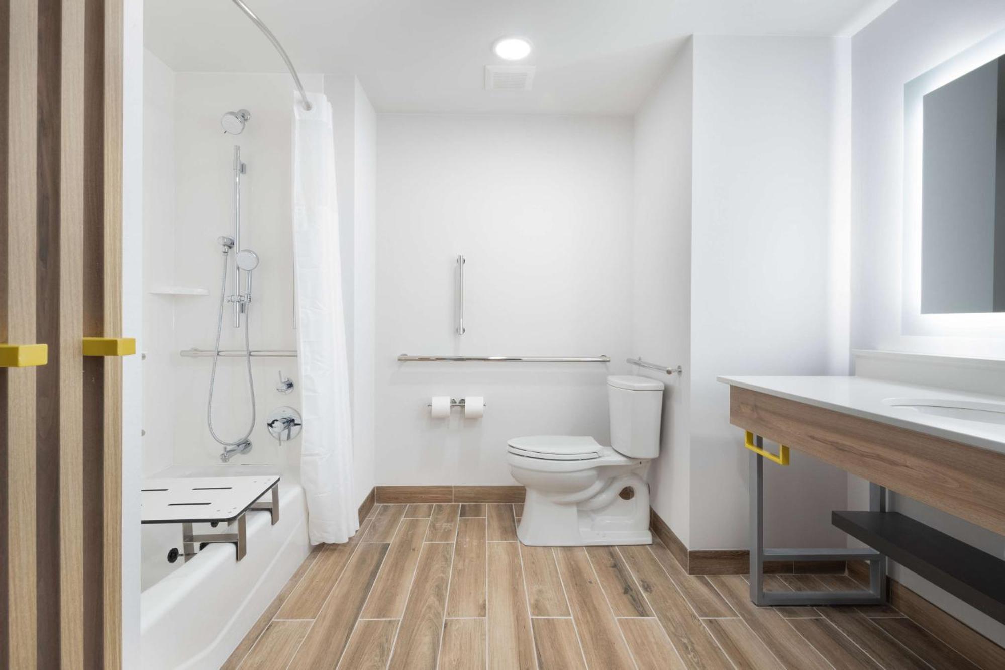 Hampton Inn By Hilton Verona At Turning Stone Εξωτερικό φωτογραφία