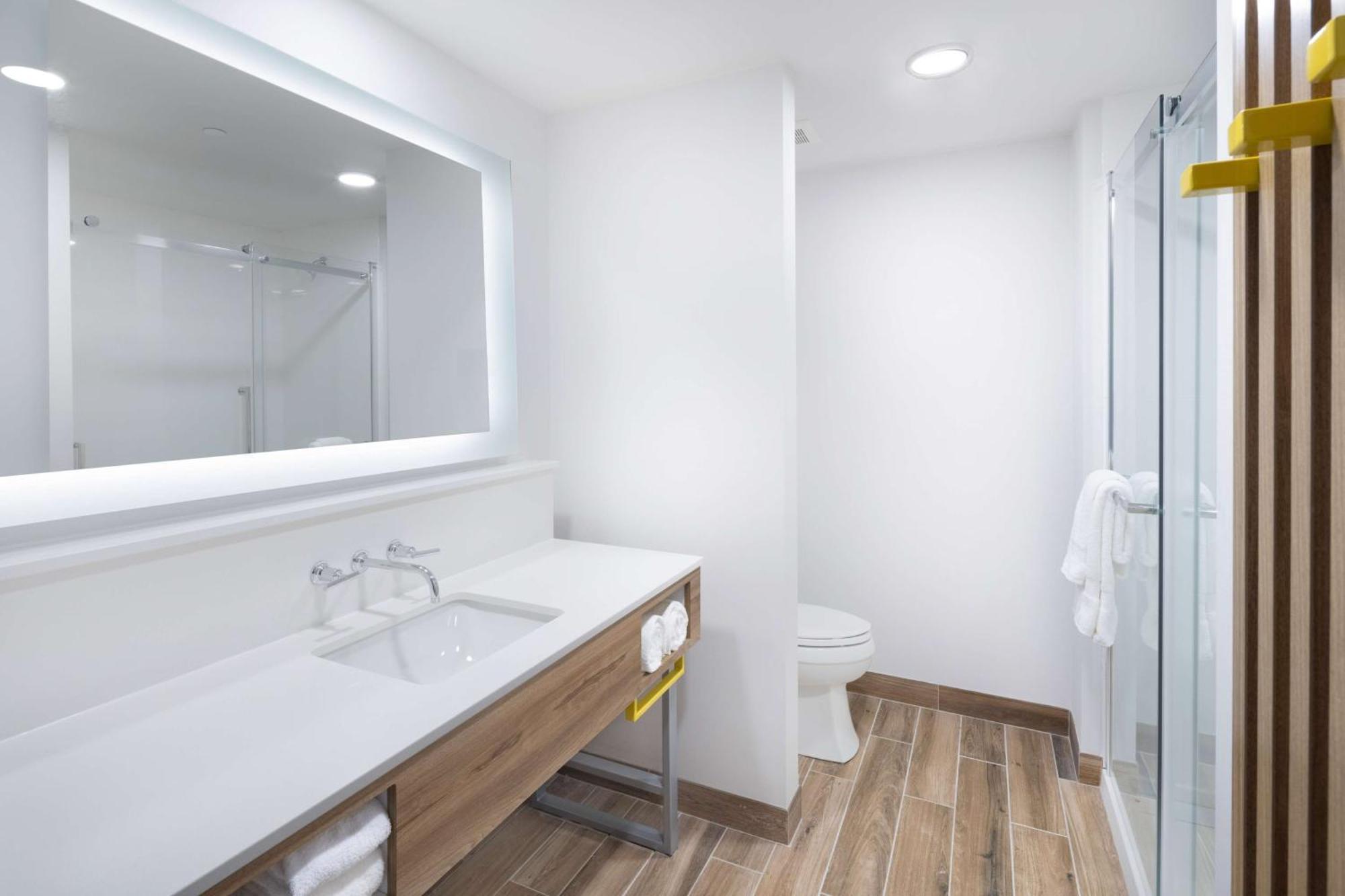 Hampton Inn By Hilton Verona At Turning Stone Εξωτερικό φωτογραφία