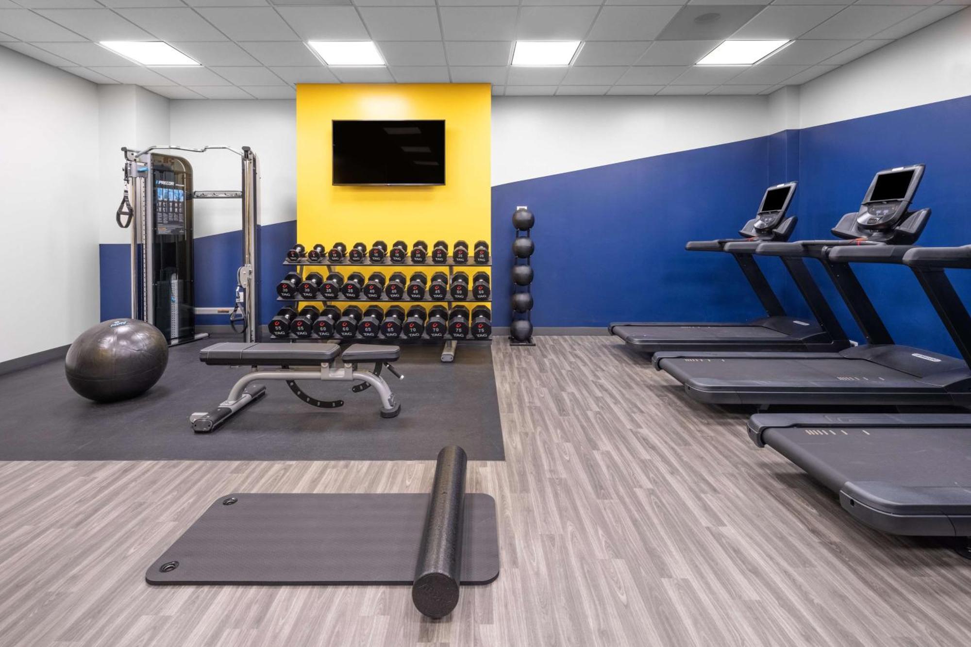 Hampton Inn By Hilton Verona At Turning Stone Εξωτερικό φωτογραφία