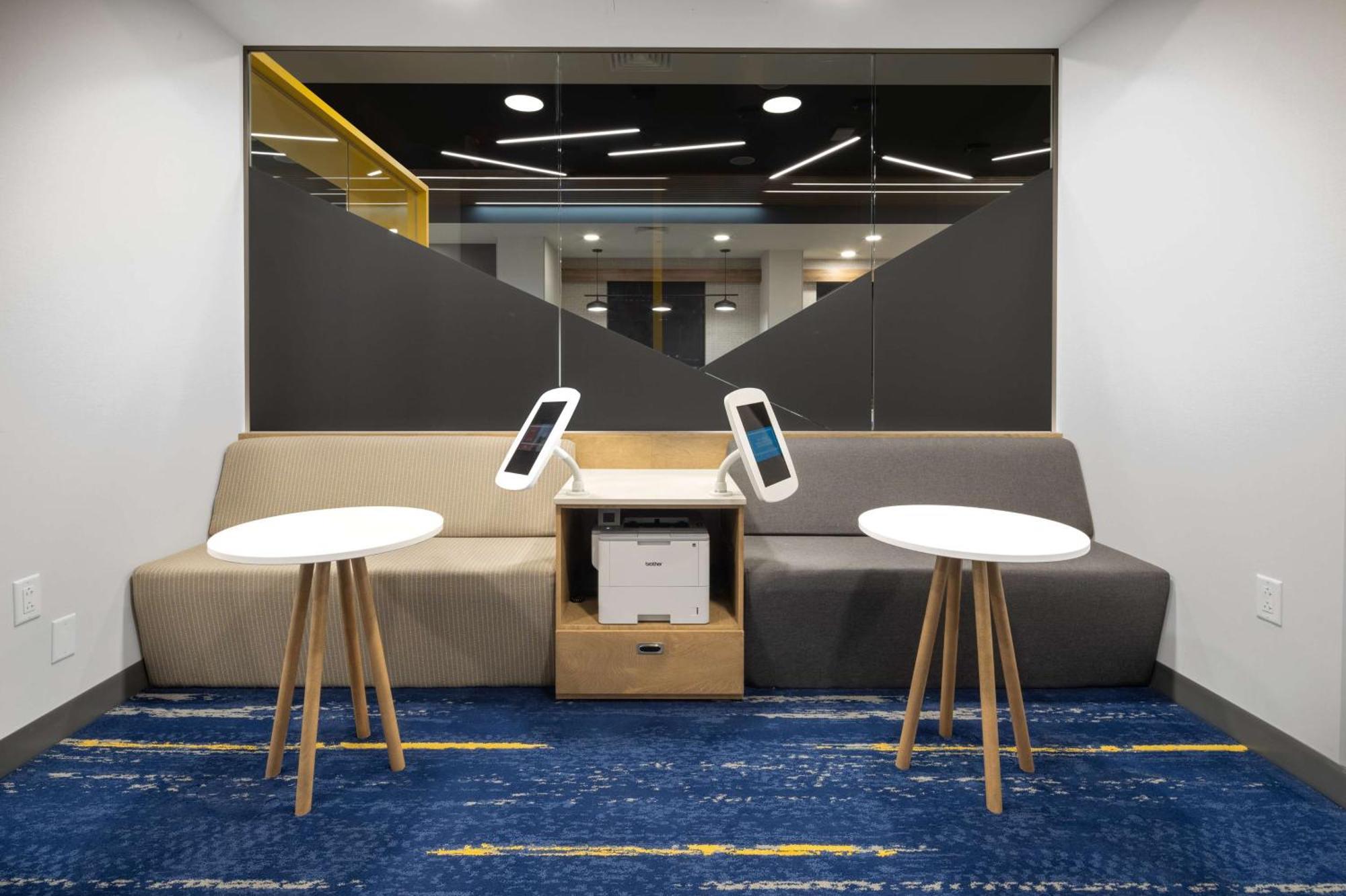 Hampton Inn By Hilton Verona At Turning Stone Εξωτερικό φωτογραφία